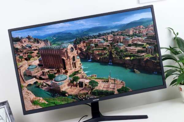 在眾多三星4K顯示器產品中哪些特點比較突出.jpg 在眾多三星4K顯示器產品中哪些特點比較突出.jpg